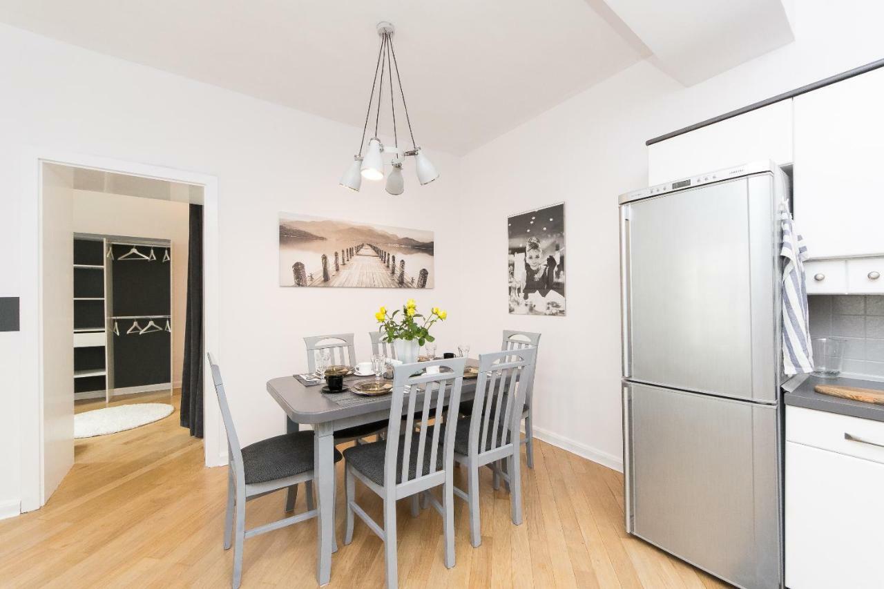 Spacious Apartment In Old Town P4You Pl คราคูฟ ภายนอก รูปภาพ